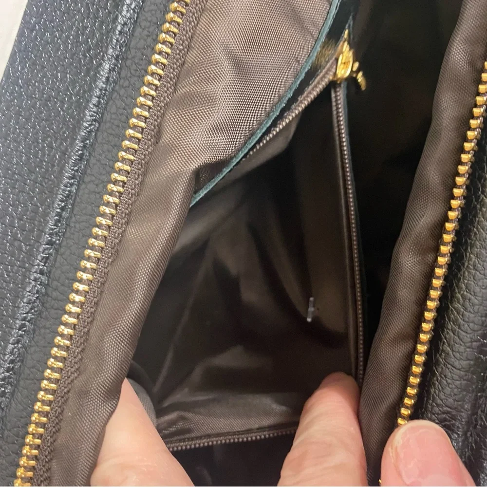 MAKEY Leather Goods Black Purse‎ NWT